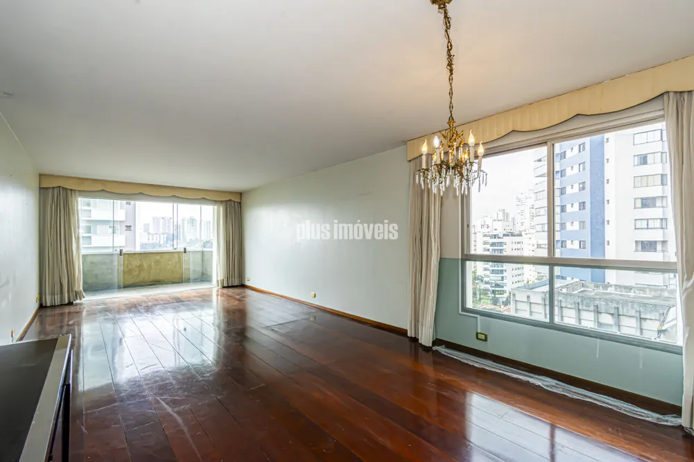 Apartamento, 3 quartos, 210 m² - Foto 1