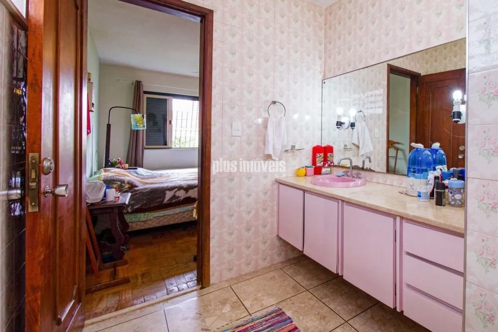 Casa, 4 quartos, 250 m² - Foto 1