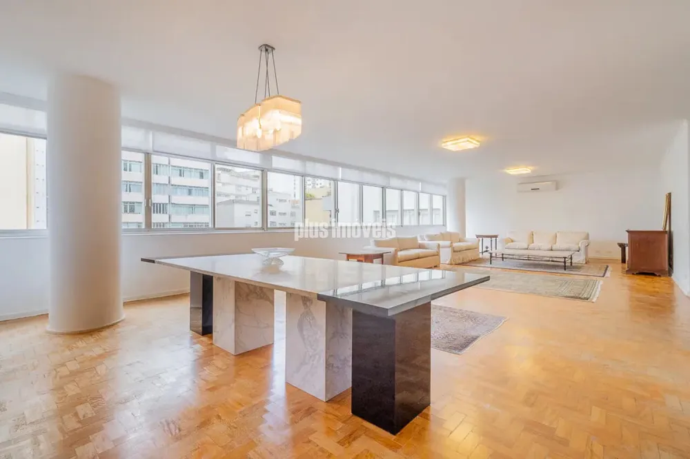 Apartamento, 3 quartos, 272 m² - Foto 1