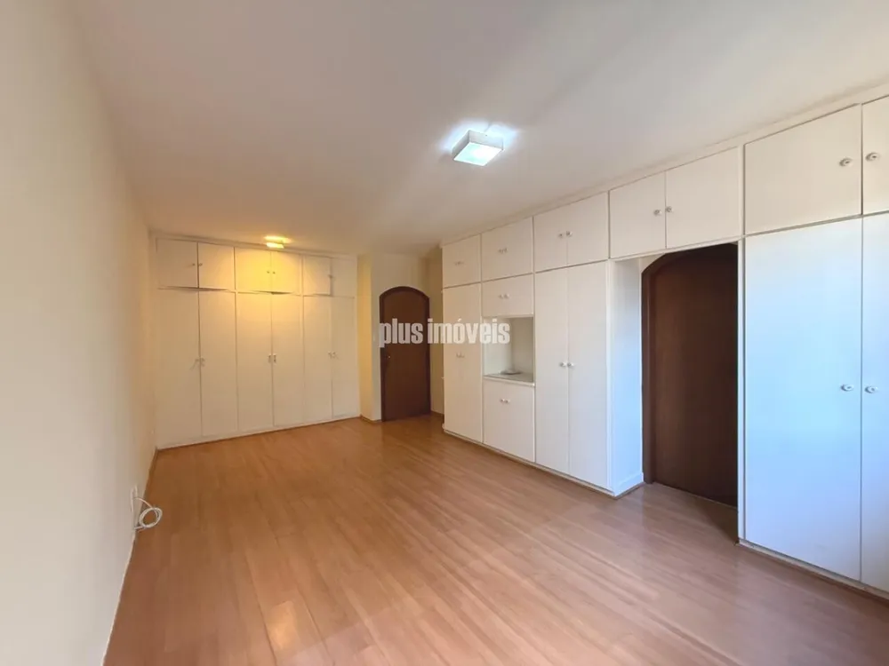 Casa, 4 quartos, 224 m² - Foto 1