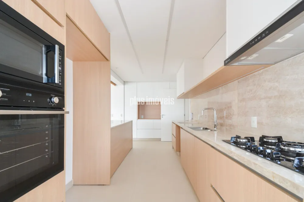 Apartamento, 3 quartos, 244 m² - Foto 1
