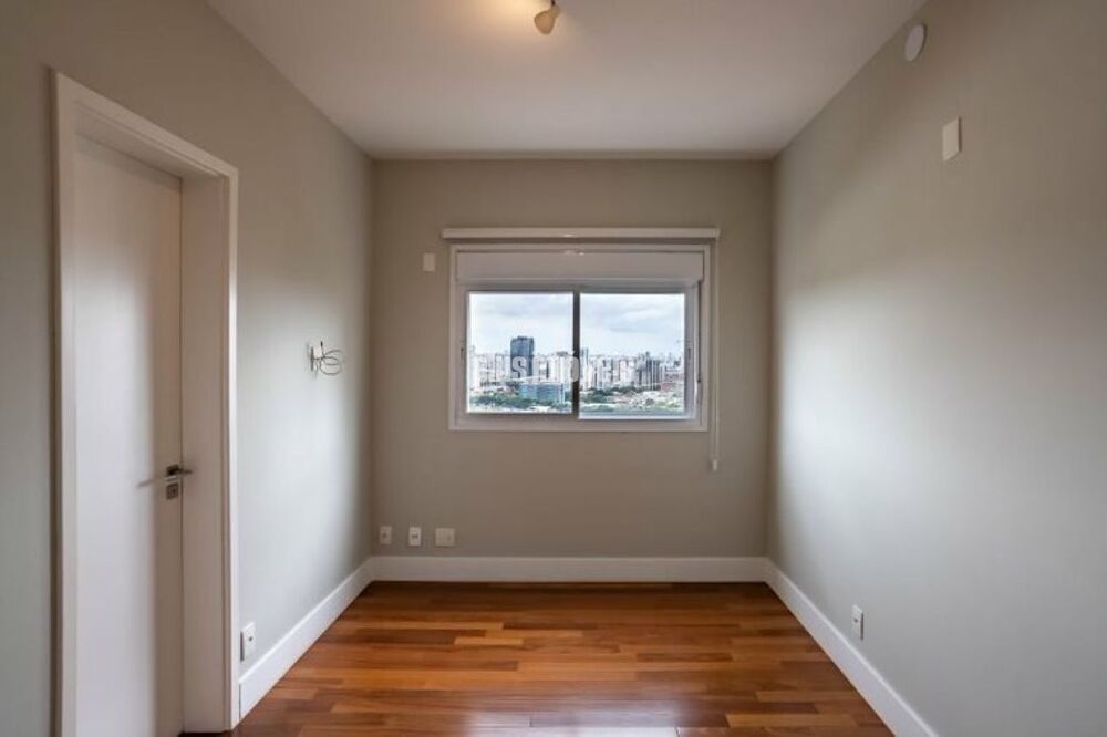 Apartamento à venda com 3 quartos, 187m² - Foto 22