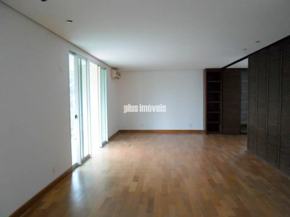Apartamento, 3 quartos, 193 m² - Foto 1