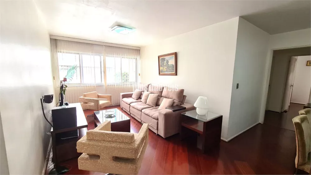 Apartamento à venda com 3 quartos, 109m² - Foto 1