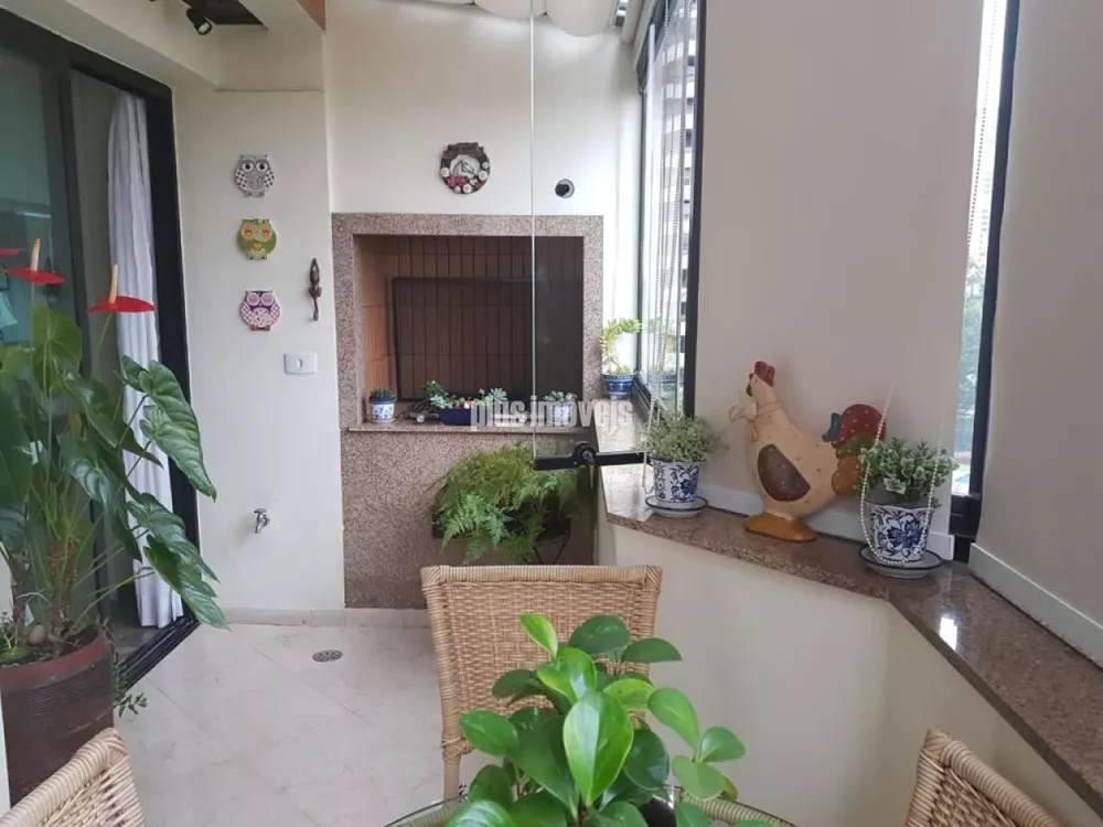 Apartamento à venda com 4 quartos, 170m² - Foto 1