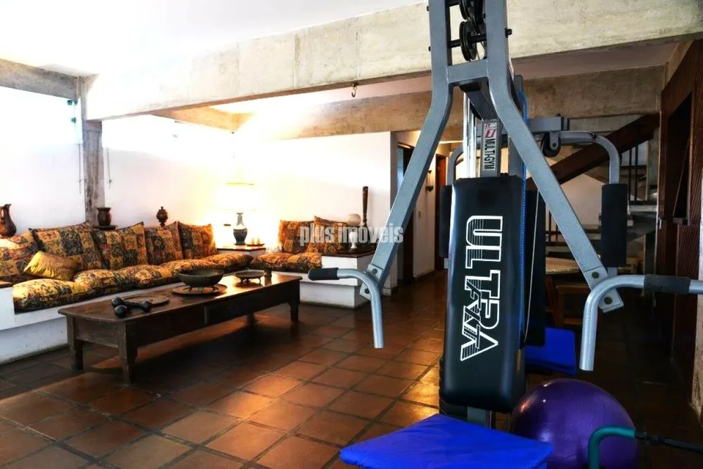 Casa, 5 quartos, 680 m² - Foto 1