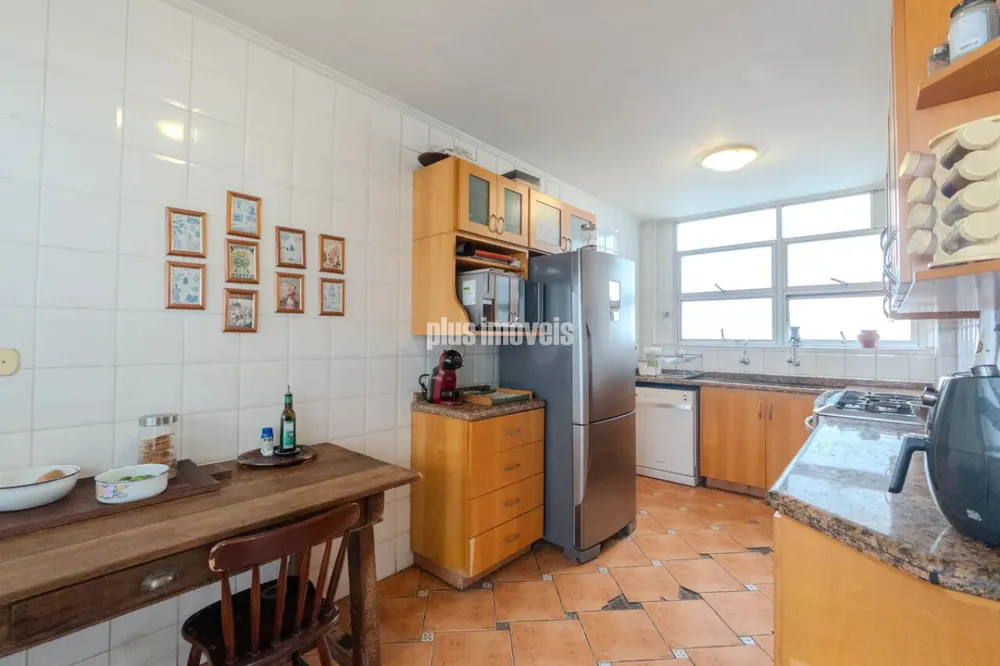 Apartamento, 3 quartos, 235 m² - Foto 1