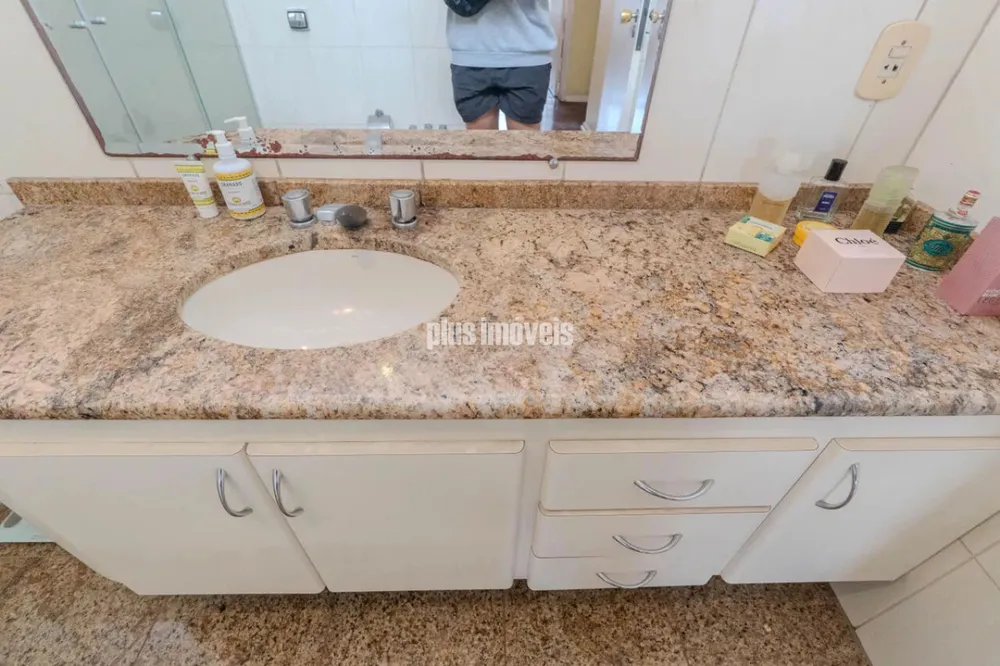 Apartamento, 3 quartos, 235 m² - Foto 2