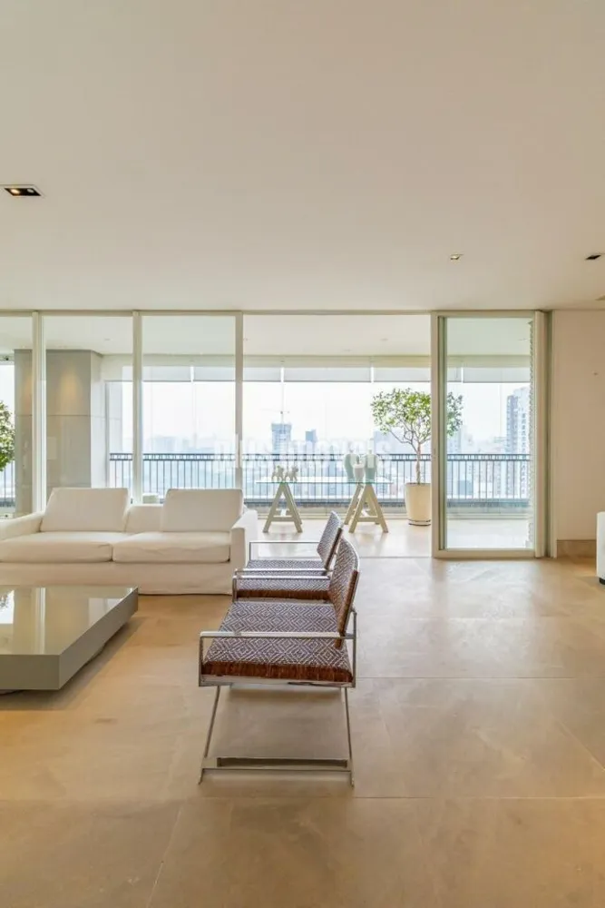 Apartamento, 3 quartos, 406 m² - Foto 1