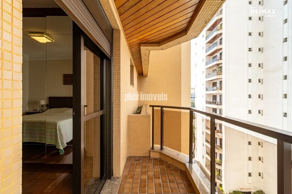 Apartamento, 4 quartos, 250 m² - Foto 1