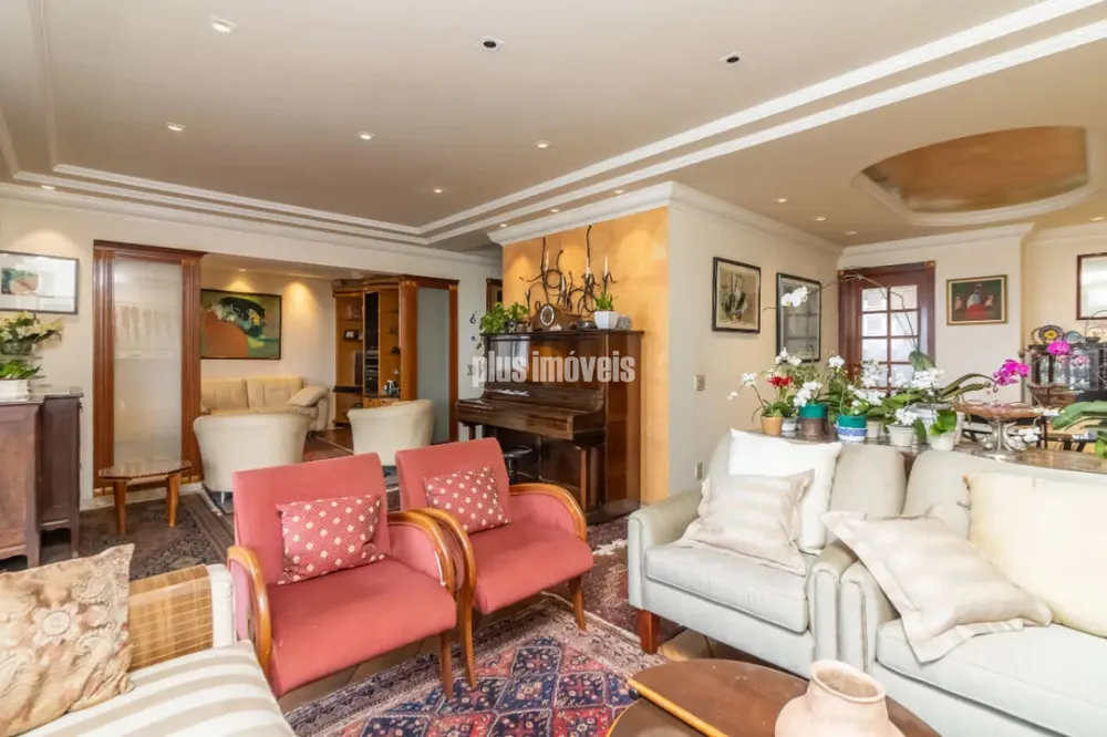Apartamento, 3 quartos, 213 m² - Foto 1
