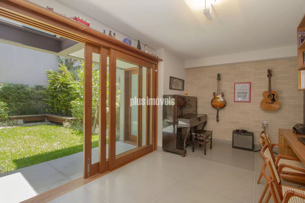 Casa, 3 quartos, 250 m² - Foto 2