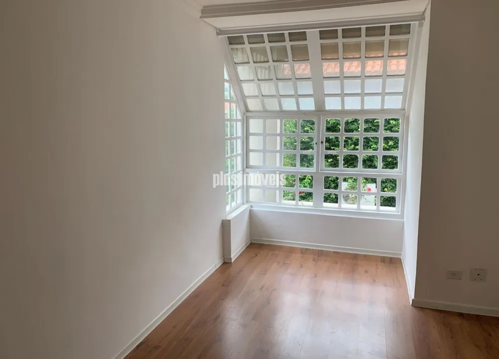 Casa, 3 quartos, 220 m² - Foto 2