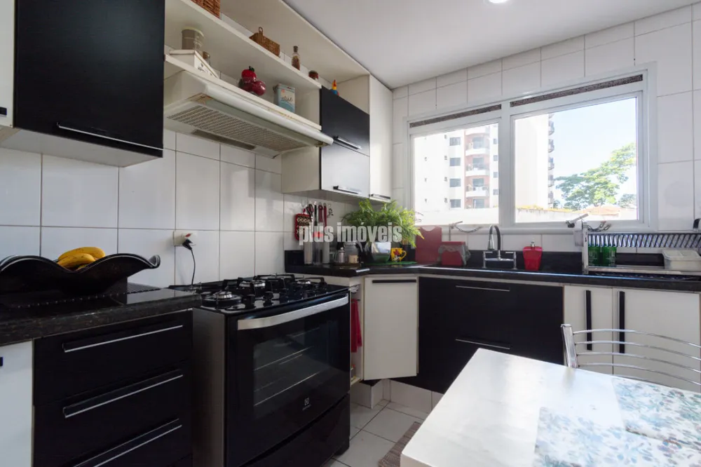 Apartamento, 3 quartos, 140 m² - Foto 2