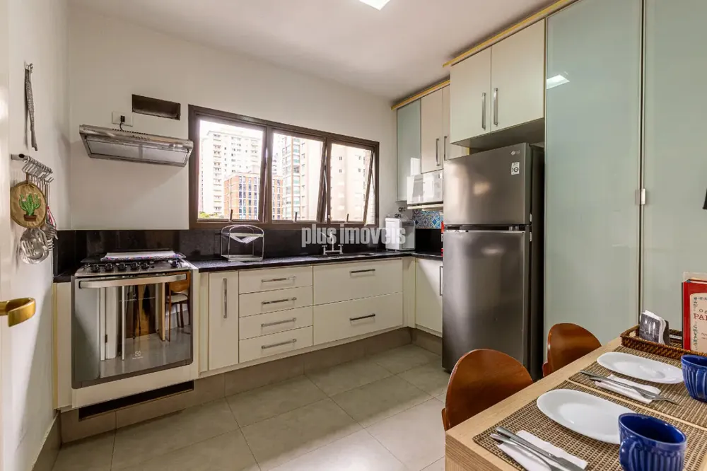 Apartamento, 3 quartos, 147 m² - Foto 2