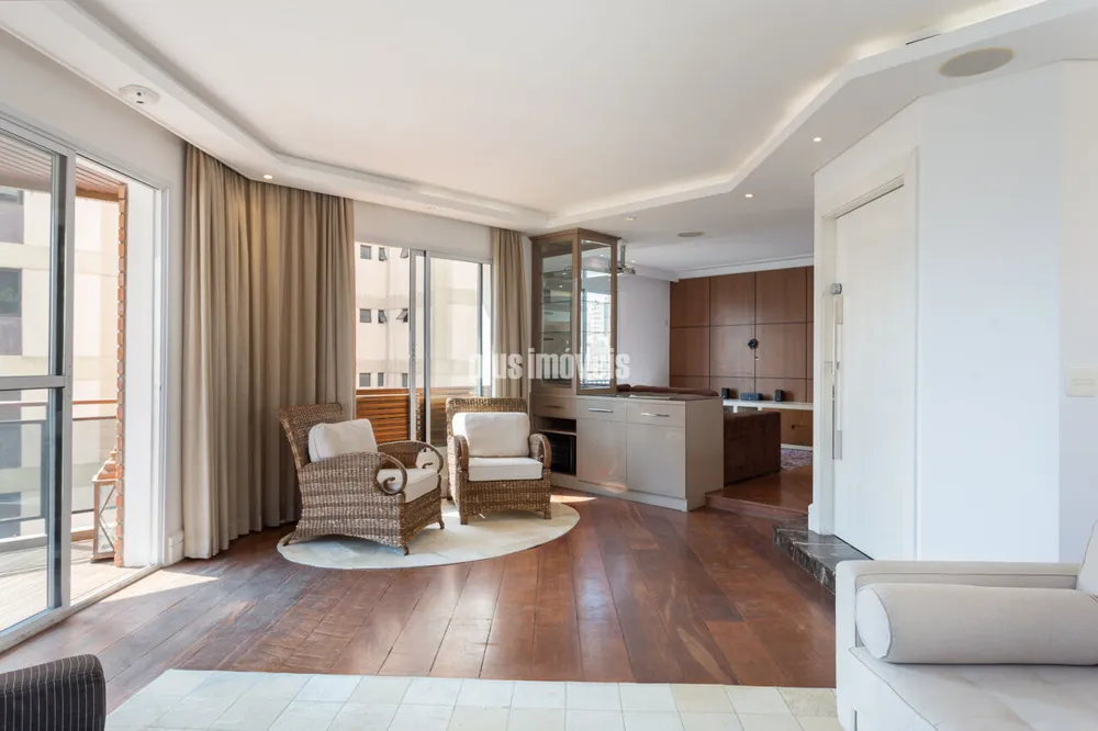 Apartamento, 3 quartos, 206 m² - Foto 1