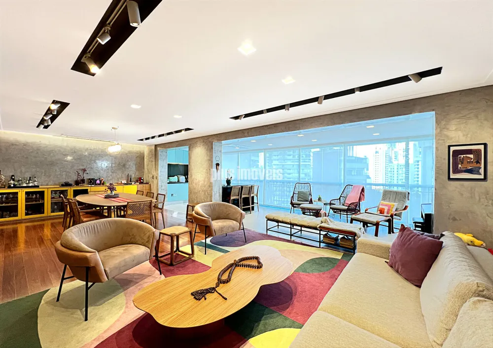 Apartamento, 3 quartos, 226 m² - Foto 2