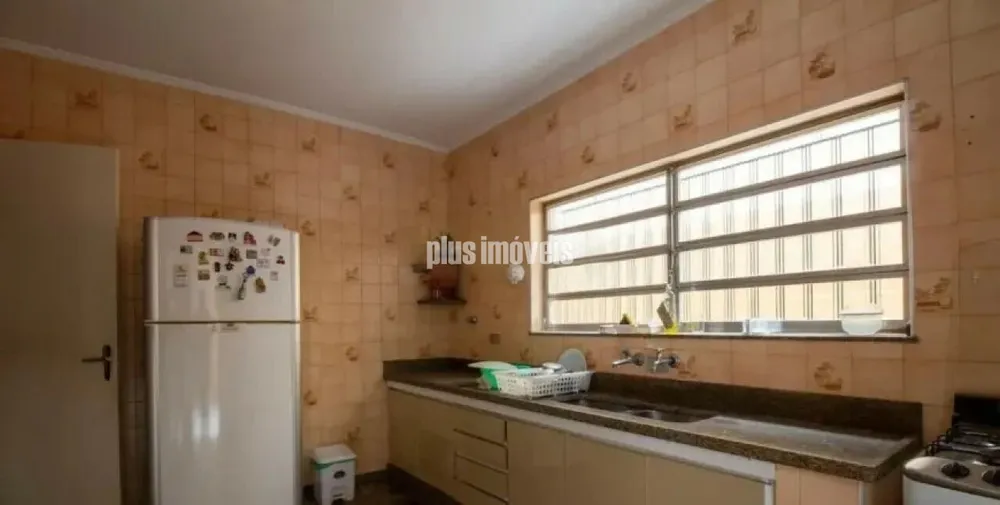 Casa, 4 quartos, 230 m² - Foto 1