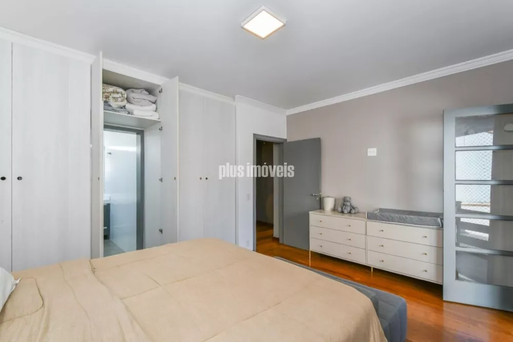 Casa, 4 quartos, 240 m² - Foto 10