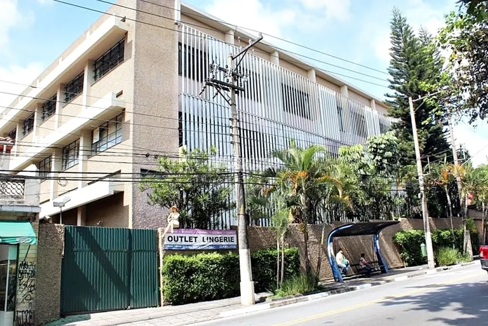 Prédio Inteiro, 8813 m² - Foto 1