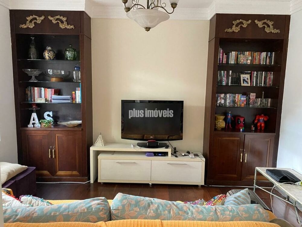 Casa à venda com 4 quartos, 247m² - Foto 2