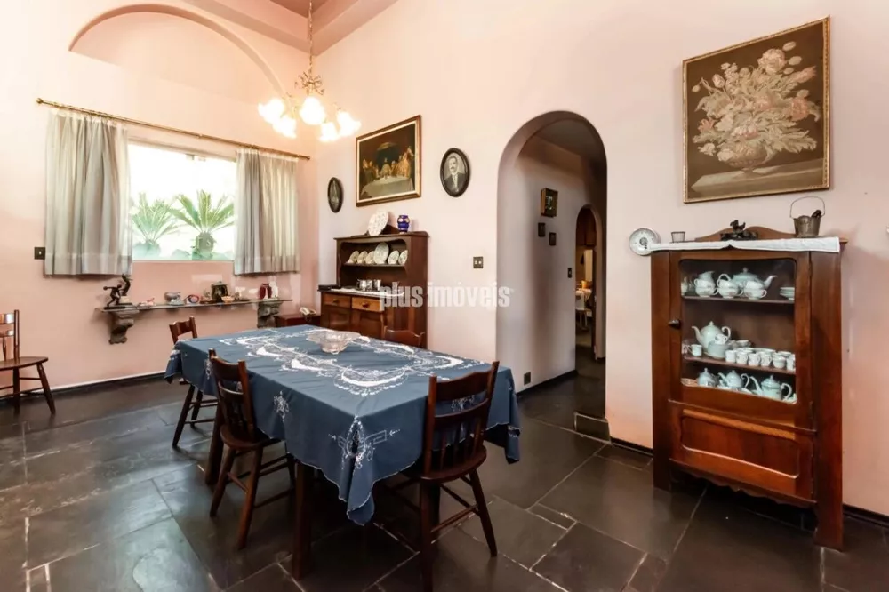 Casa, 6 quartos, 540 m² - Foto 1