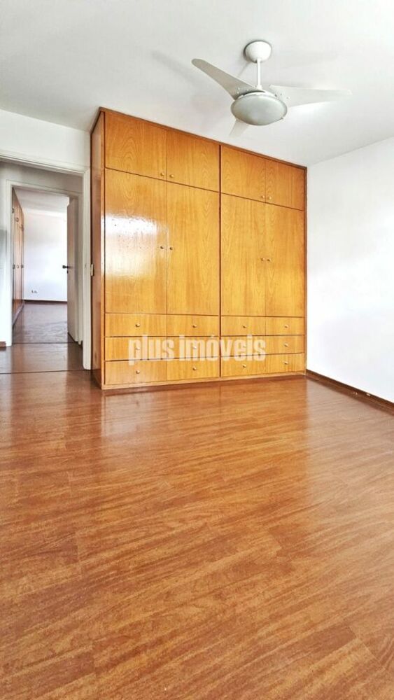 Apartamento à venda com 3 quartos, 122m² - Foto 2