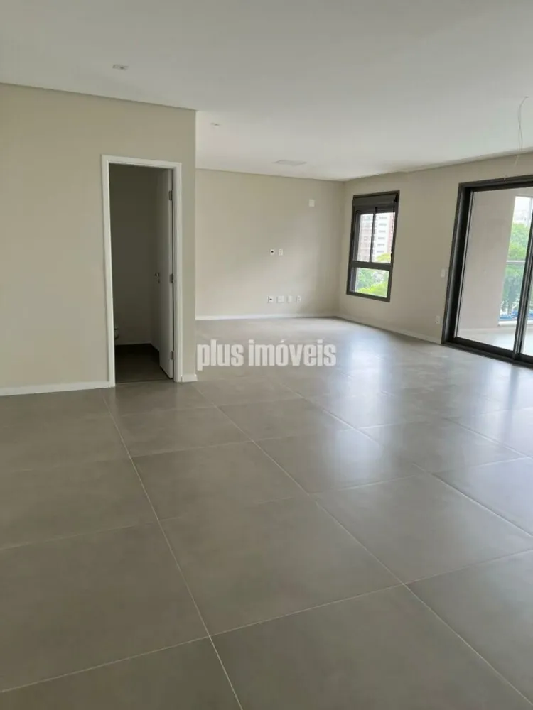 Apartamento, 3 quartos, 186 m² - Foto 2