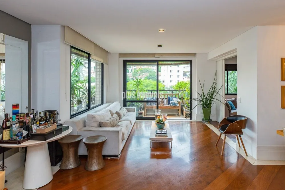 Apartamento, 3 quartos, 205 m² - Foto 2