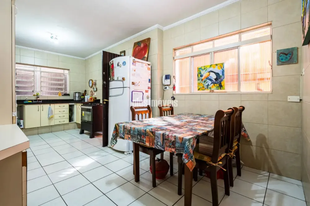 Casa, 3 quartos, 212 m² - Foto 2