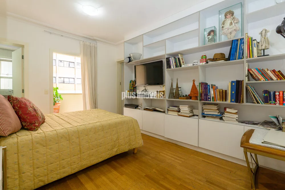 Apartamento à venda com 3 quartos, 210m² - Foto 12