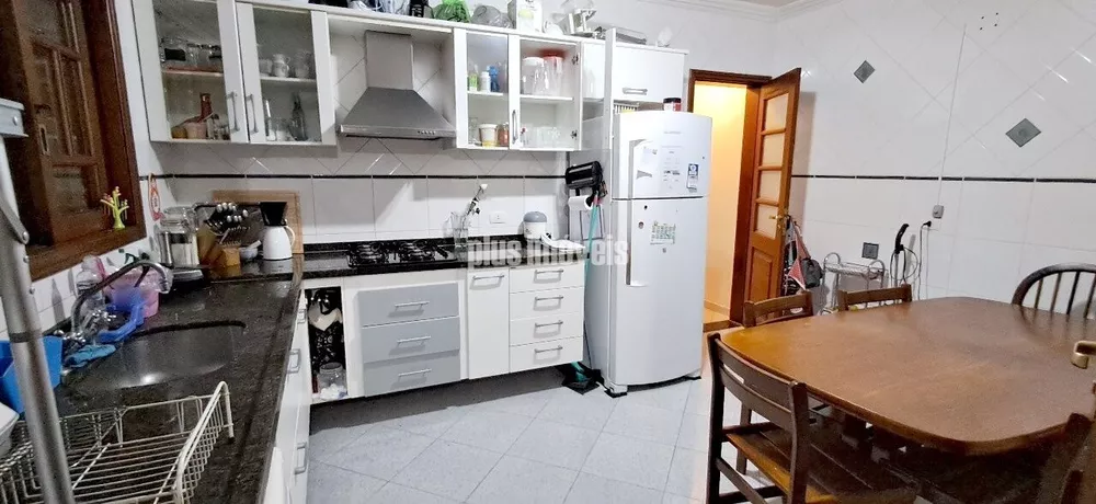 Casa, 4 quartos, 192 m² - Foto 4
