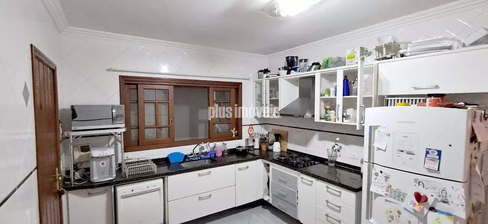 Casa, 4 quartos, 192 m² - Foto 2