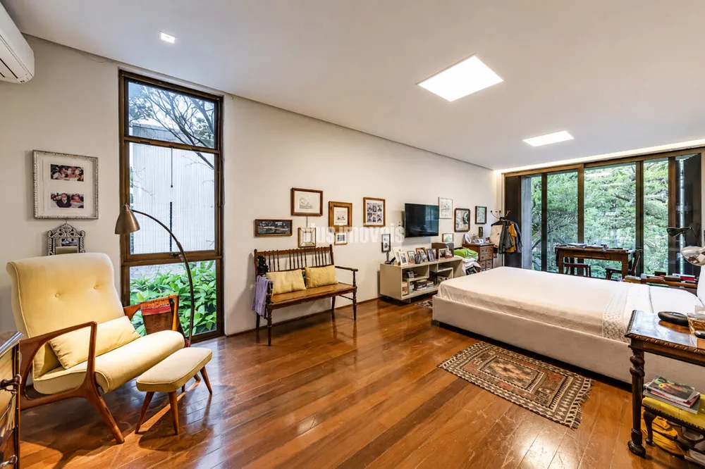 Casa, 3 quartos, 1040 m² - Foto 4
