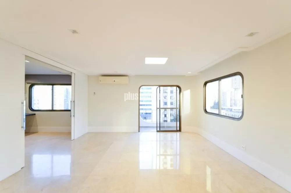 Apartamento à venda com 4 quartos, 301m² - Foto 2