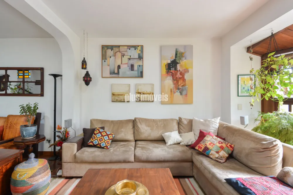 Casa, 4 quartos, 190 m² - Foto 1