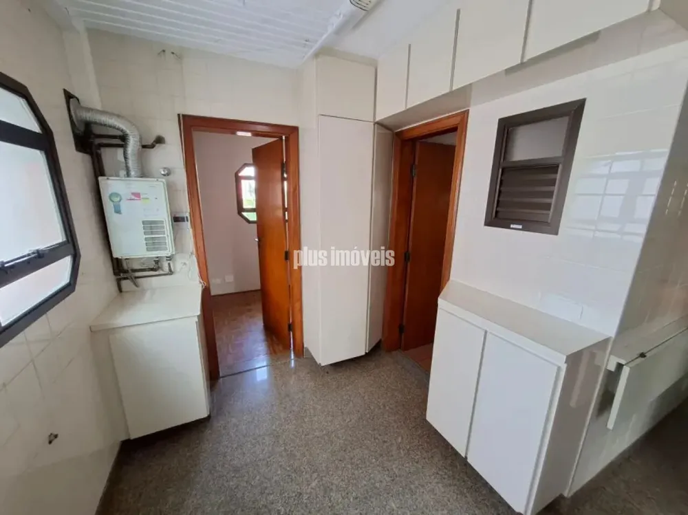 Apartamento, 3 quartos, 180 m² - Foto 1
