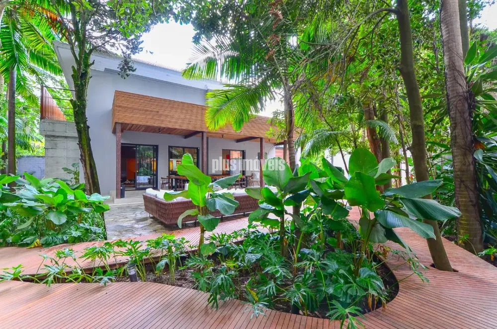 Casa, 4 quartos, 1117 m² - Foto 1