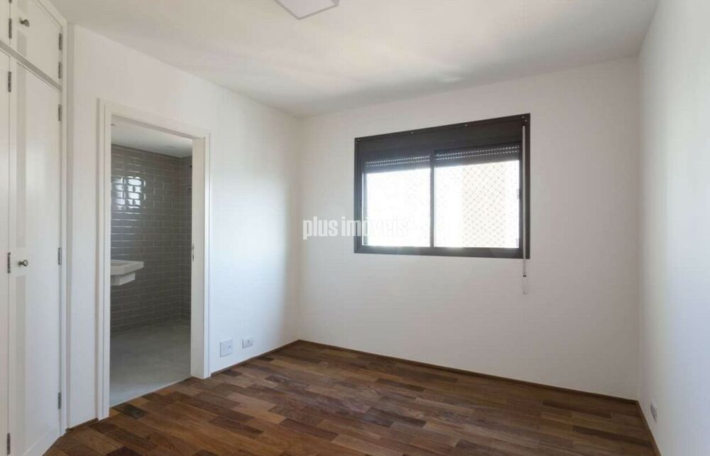 Apartamento, 3 quartos, 220 m² - Foto 2