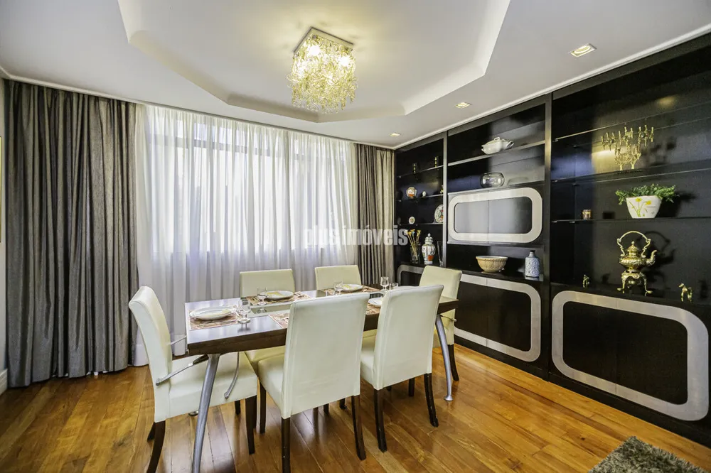 Apartamento, 3 quartos, 212 m² - Foto 1