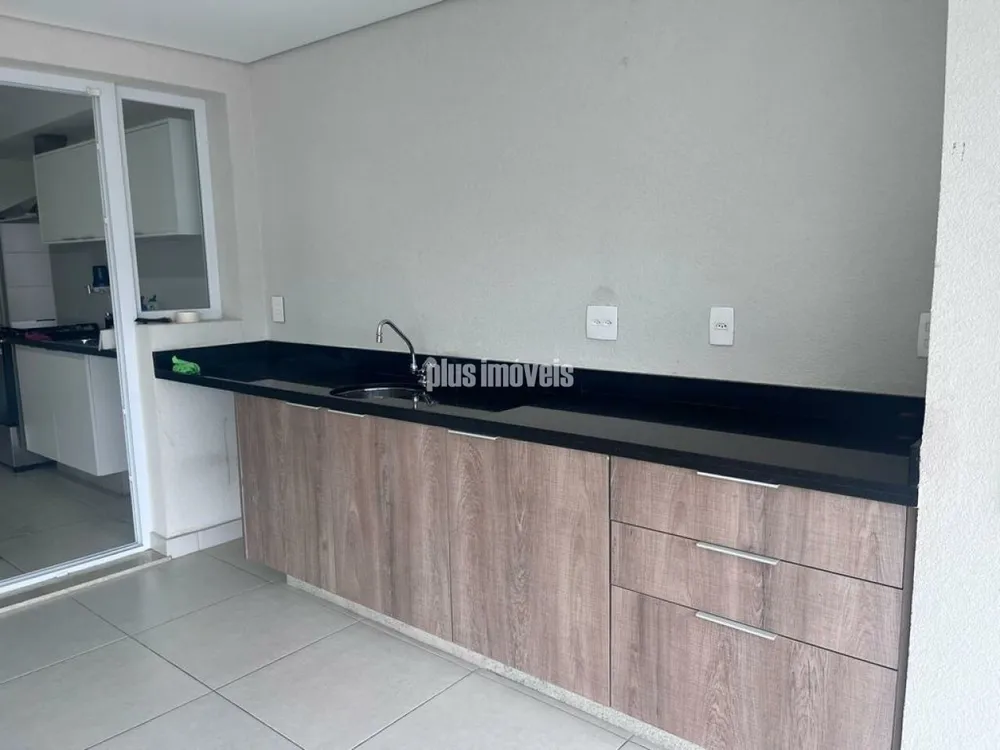 Apartamento, 3 quartos, 250 m² - Foto 1