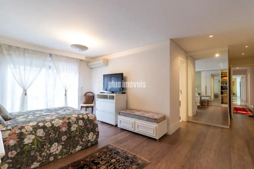Apartamento, 3 quartos, 251 m² - Foto 4