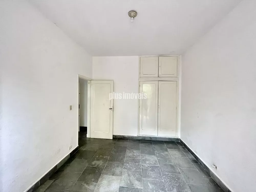 Casa à venda com 3 quartos, 332m² - Foto 12