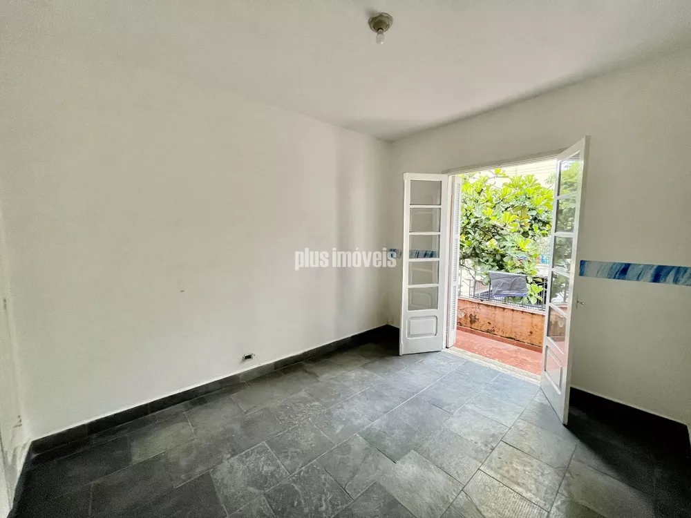 Casa à venda com 3 quartos, 332m² - Foto 10