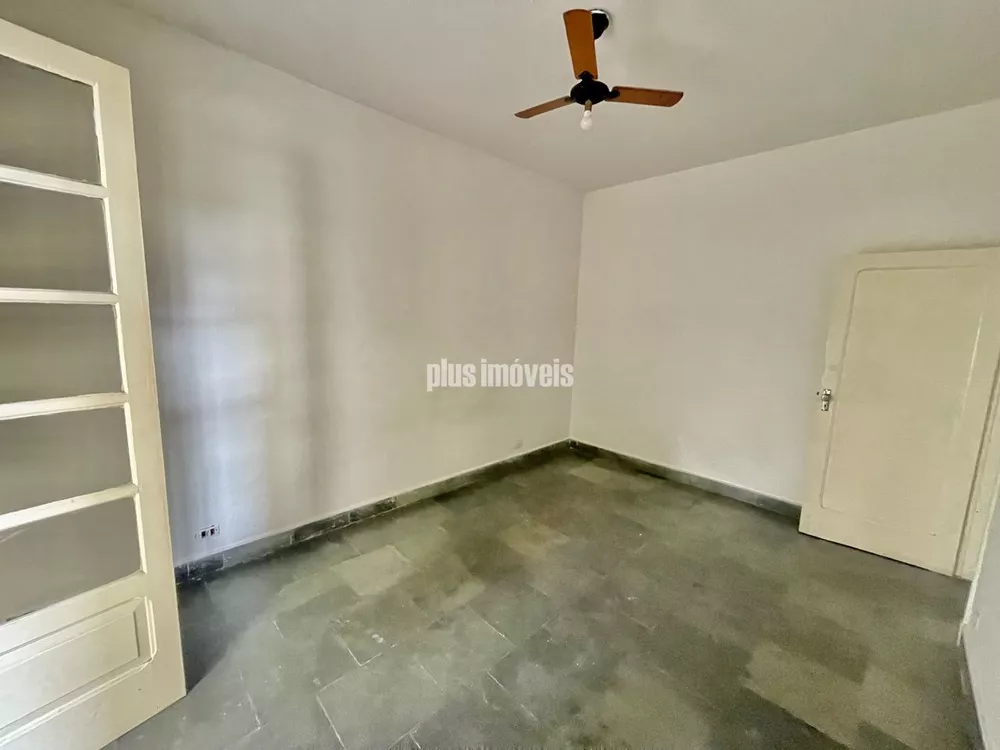 Casa à venda com 3 quartos, 332m² - Foto 7