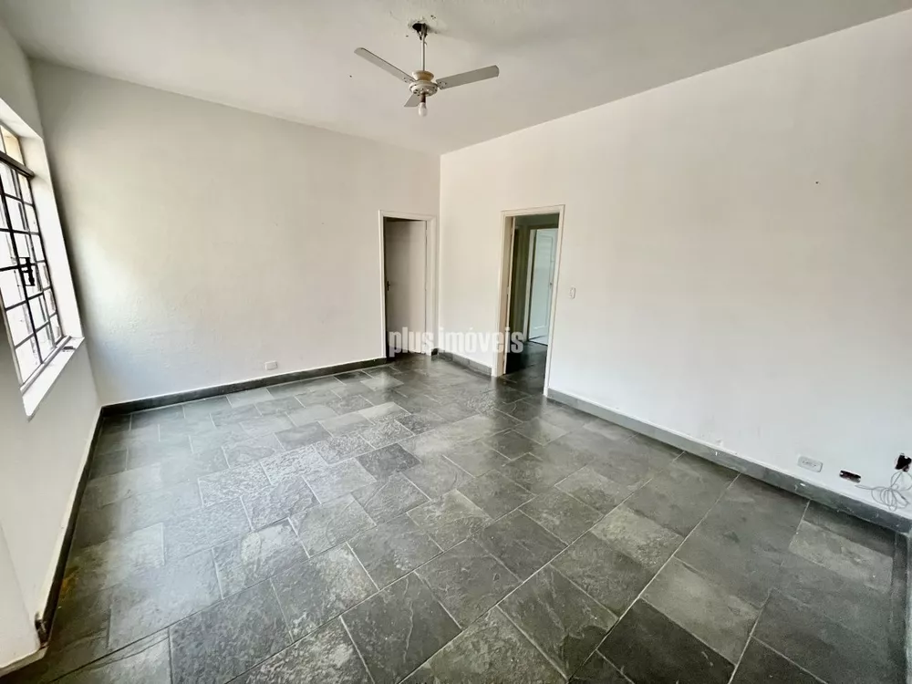 Casa à venda com 3 quartos, 332m² - Foto 4