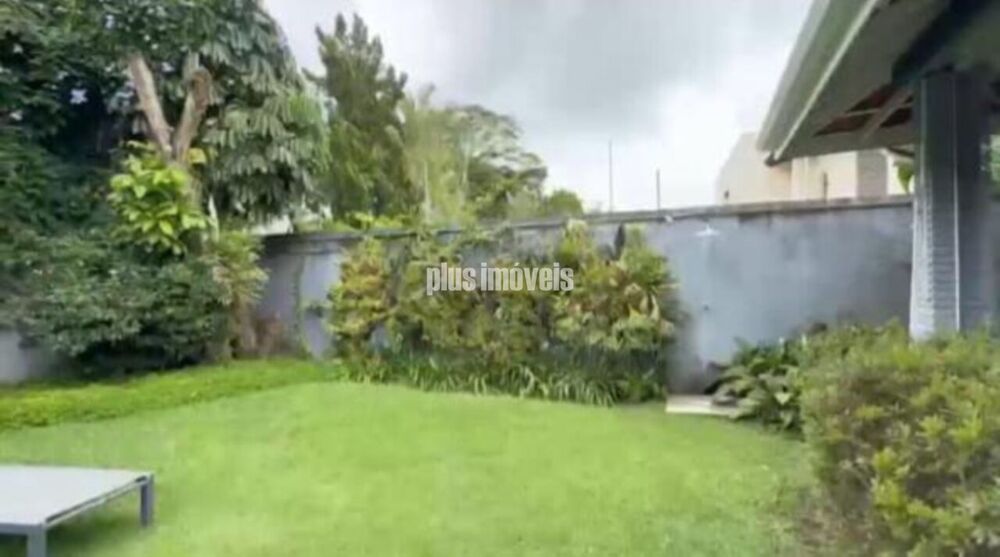 Casa à venda com 4 quartos, 356m² - Foto 8