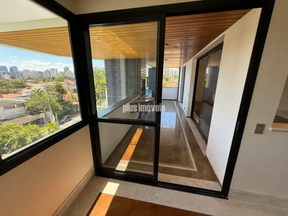 Apartamento, 4 quartos, 216 m² - Foto 1