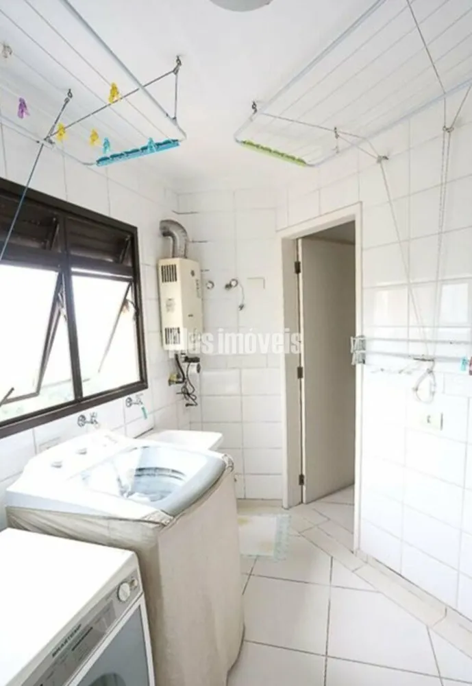 Apartamento, 3 quartos, 226 m² - Foto 2