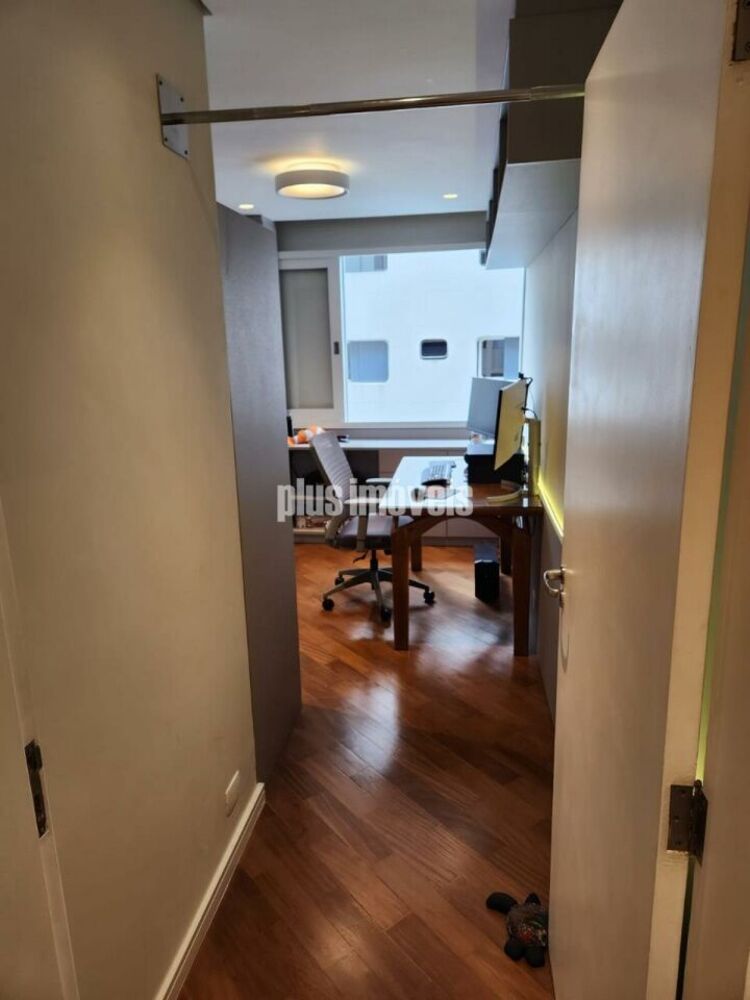 Apartamento, 3 quartos, 131 m² - Foto 1